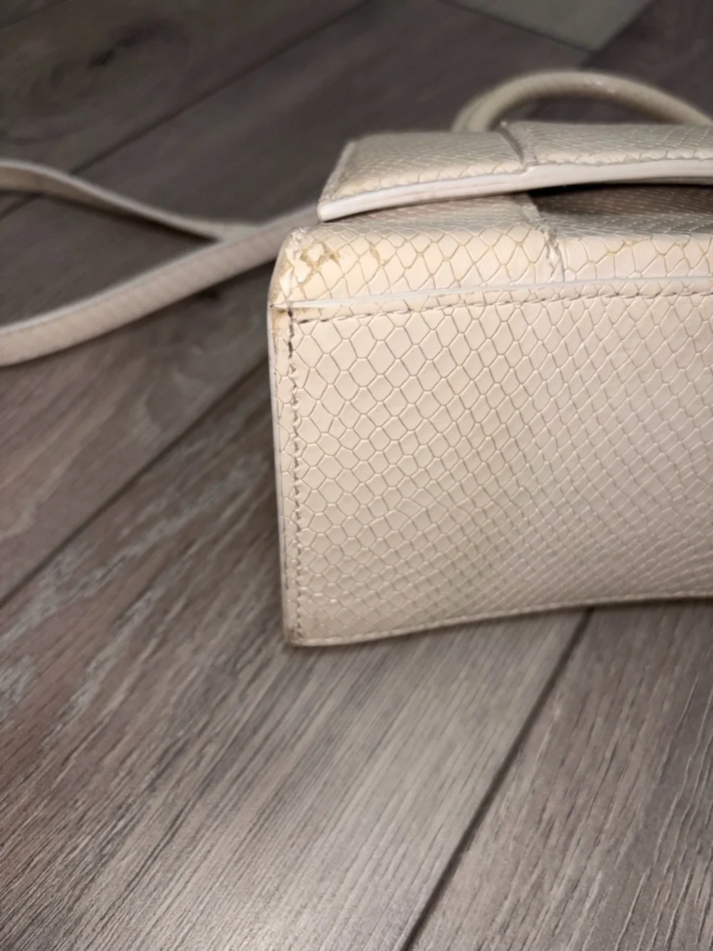 Balenciaga Cream Textured Hourglass Mini Top Handle Crossbody - Picture 3 of 13